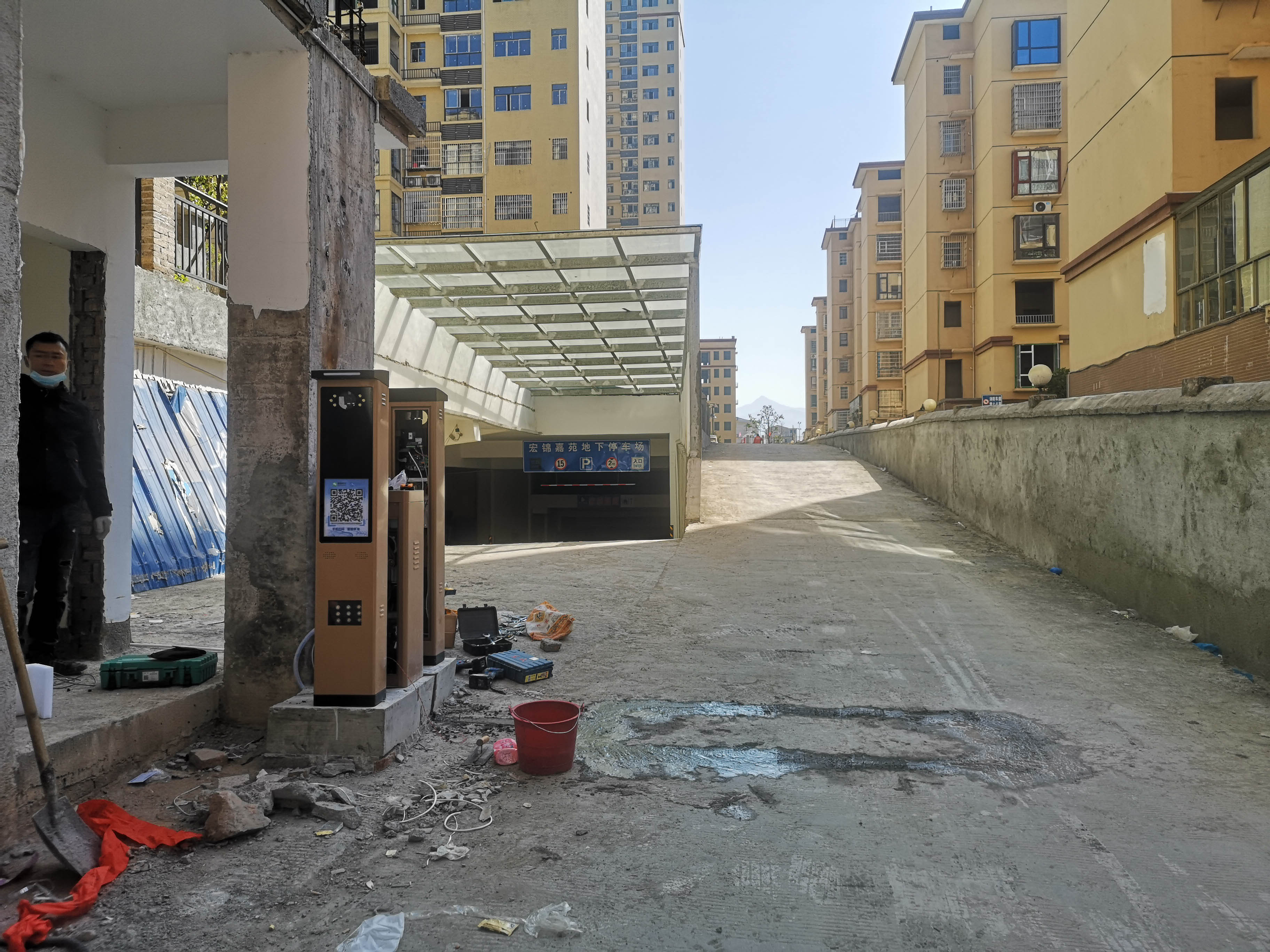 長沙雷隆智能科技有限公司,車牌識別系統(tǒng),停車收費(fèi)系統(tǒng),車牌識別一體機(jī),智能通道閘,湖南車牌識別道閘系統(tǒng),人行通道閘,智能道閘
